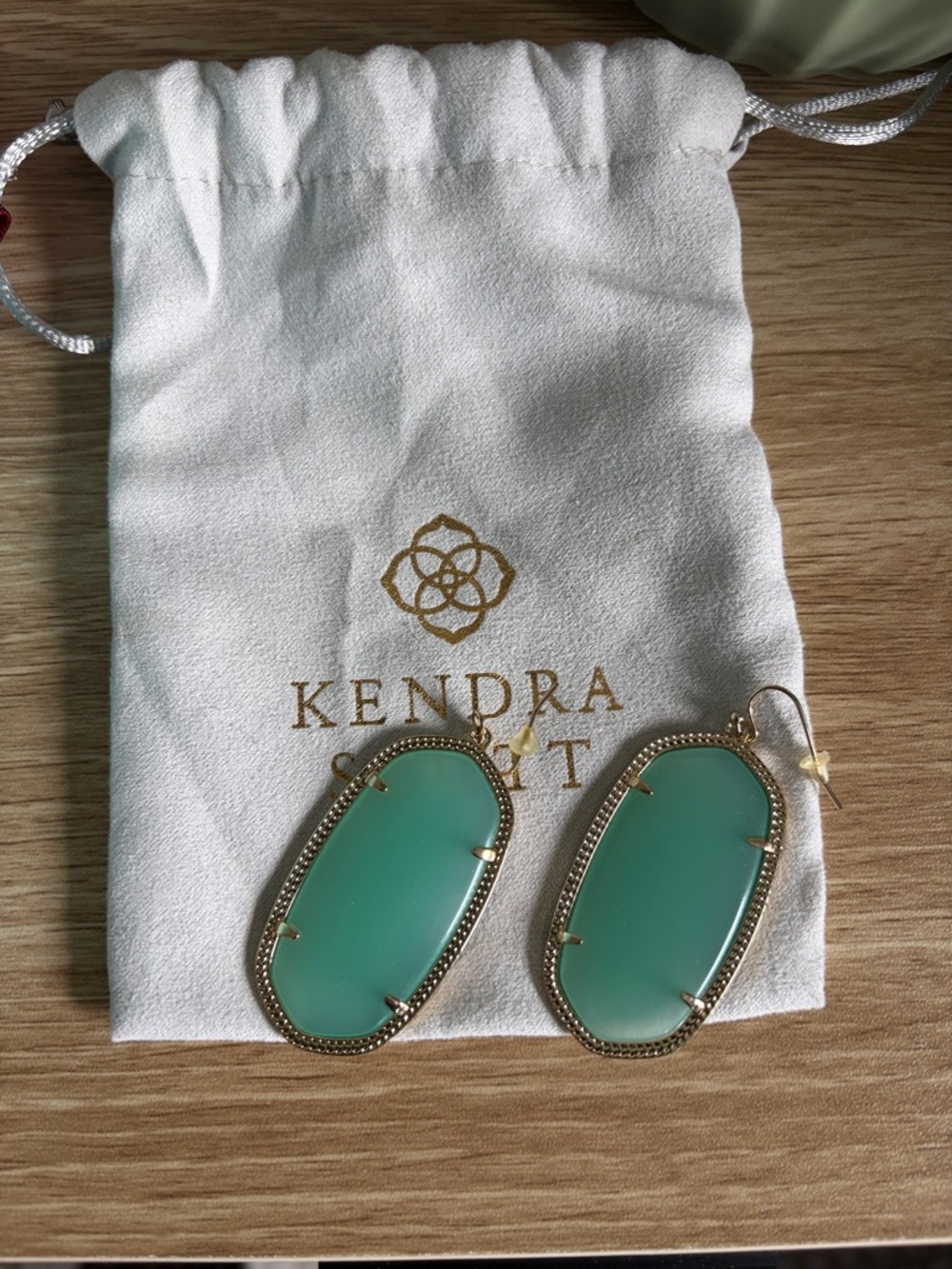 Kendra Scott Gold-tone Mint Green Elle Drop Earrings